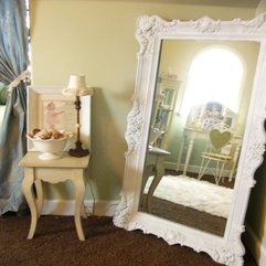 Shabby Chic Oversize Mirror Shabby Chic Is A Home Interior Style - Karbonix