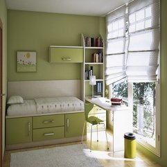 Simple Study Desk Facing Out Teen Room - Karbonix