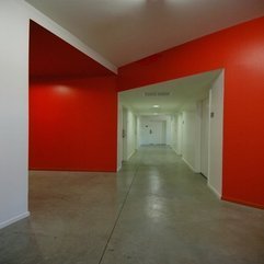 Skid Row Housing Rainbow Apartments Interior Hallway Grey And - Karbonix