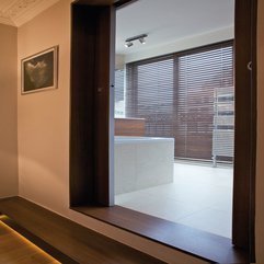 Sliding Wooden Door With White Bathroom Inside Glazed - Karbonix