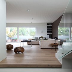 Sofas On Wooden Floor In Living Room Creamy - Karbonix