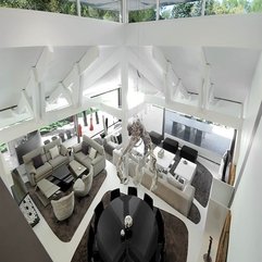 Space Under White Ceiling White Space Open Stylish - Karbonix