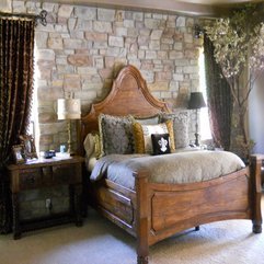 Stone Wall Rustic Bedroom - Karbonix