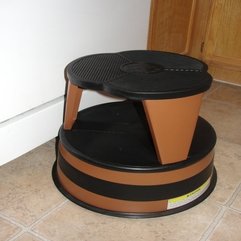 Stool Rolling Step - Karbonix