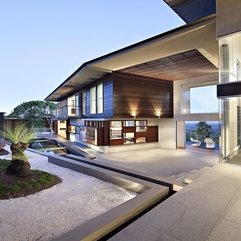 Stunning Maleny House Terrace Design Landscape In Modern Style - Karbonix