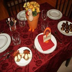 Thanksgiving Table With Decorative Vase Ideas - Karbonix