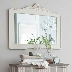 The Vintage Bathroom Mirrors With White Color Classic Design - Karbonix
