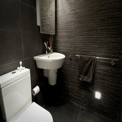 Tile Black Bathroom - Karbonix