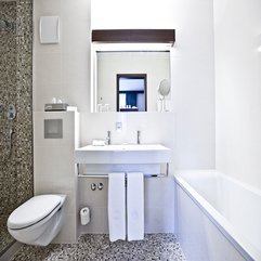 Under Mirror White Kitchen White Washbasin - Karbonix