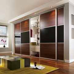 Unique Sliding Doors Wardrobe Artistic Designing - Karbonix