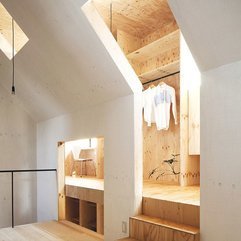 Walk Closet Design The Ant House Open Space - Karbonix