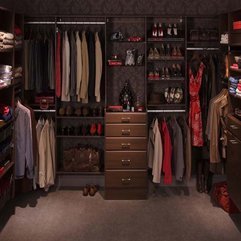 Walk In Closet Design With Dark Wallpaper Dark - Karbonix