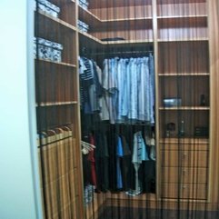 Walk Wardrobe Design Simple Minimalist - Karbonix