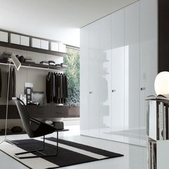 Wardrobe White Walk In - Karbonix