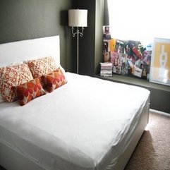 White Bedding Elegant Bedrooms - Karbonix