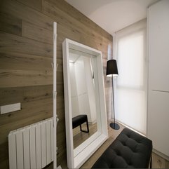 White Frame Wooden Wall Mirror - Karbonix