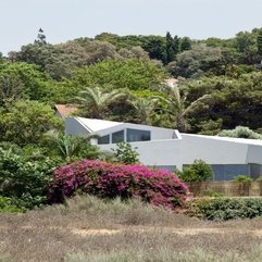 Best Inspirations : White Home Built Among Green Plants Two Level - Karbonix