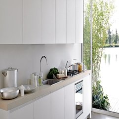 White Kitchen Design With Great Natural Lighting Impressive Italian - Karbonix