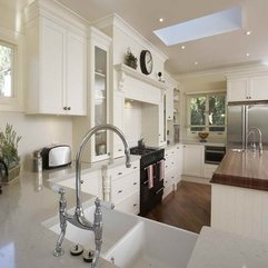 White Kitchen Gallery With The Faucet Get Inspiration - Karbonix