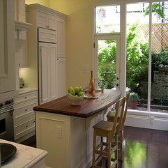 White Kitchen Gallery With Wooden Chairs Get Inspiration - Karbonix