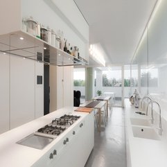 White Kitchen In Casa5 - Karbonix