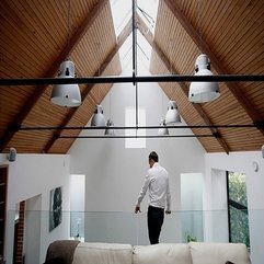 White Lamps Upstair Design - Karbonix