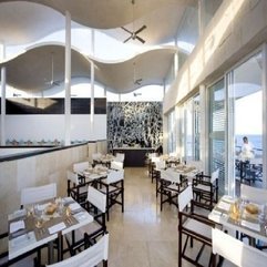 White Sitting Room For Restaurant Looks Elegant - Karbonix