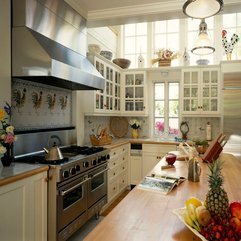 White Theme Kitchen Design - Karbonix