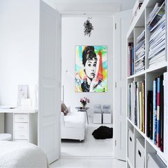 White Walls With Art Design Concept Interior Design - Karbonix