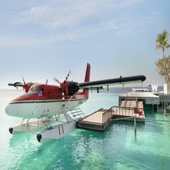 White Waterplane With The Timber Path Water Airport Sophisticated Red - Karbonix