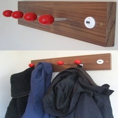 Wood Coat Hanger Joystick In - Karbonix